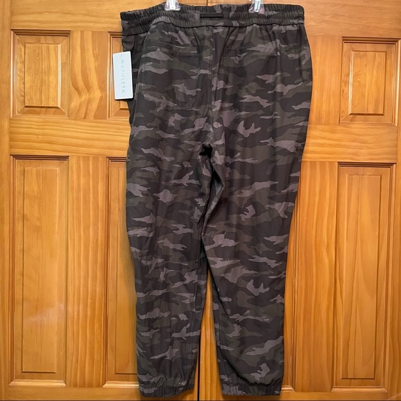 Athleta Farallon Green Camouflage Joggers Size 18 NWT - Picture 8 of 11